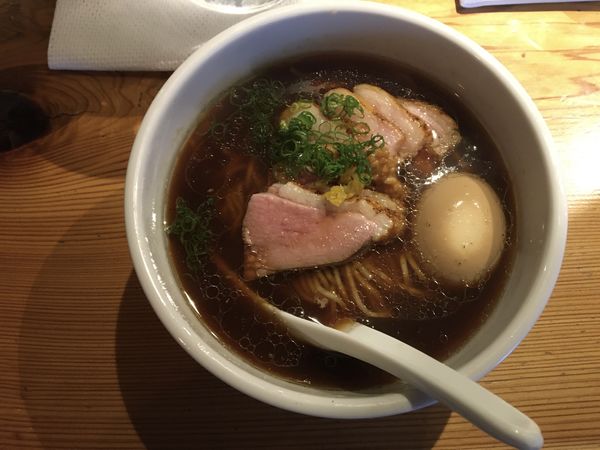 「淡麗鴨出汁中華そば」@麺処 図鑑の写真