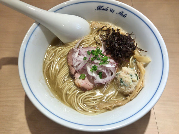 「烏賊煮干しらーめん」@中華蕎麦 あお木 secondの写真