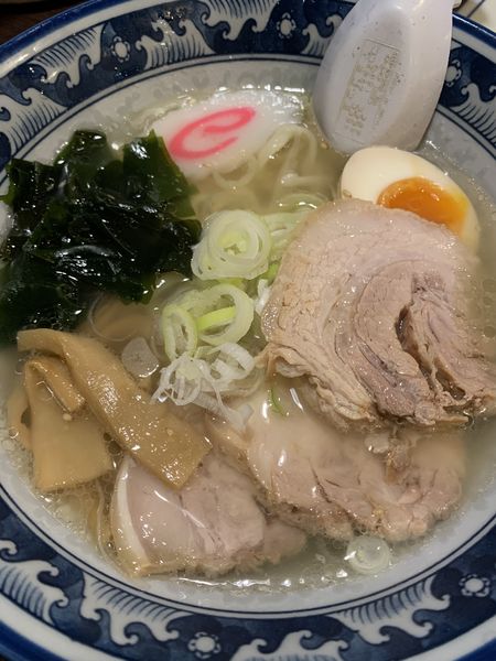 「塩ラーメン」@手打ちらーめん 麺之介の写真
