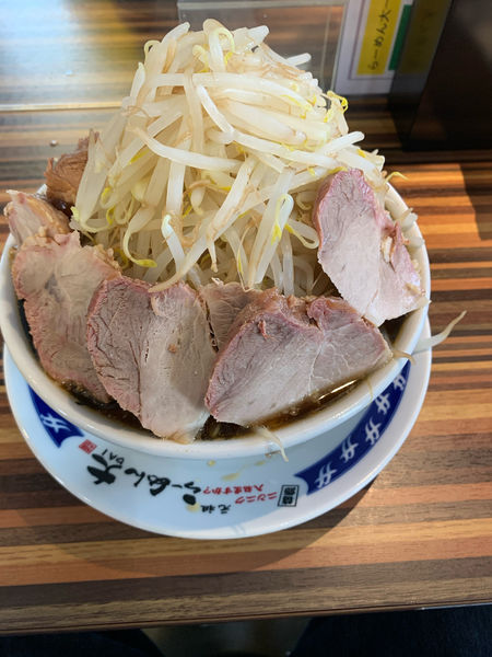 「ラーメン(醤油)  中盛り」@らーめん大 一宮店の写真