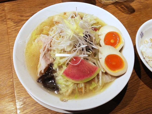 「豚肉と野菜の塩生姜湯麺　900円」@中華そば 二階堂の写真