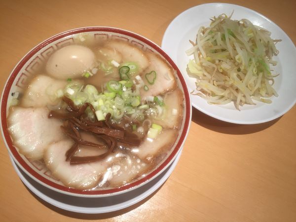 「肉そば＋味付け卵＋温野菜」@田中そば店の写真