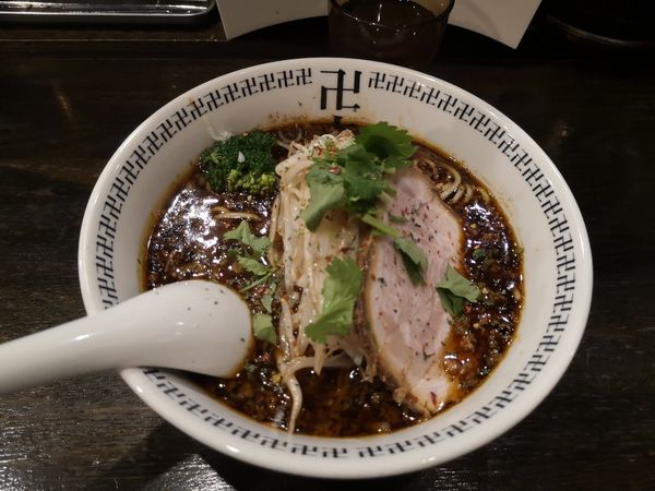 「スパイスラーメン880円」@スパイス・ラー麺 卍力の写真