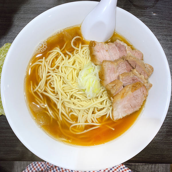 「比内鶏肉そば 中」@自家製麺 伊藤 銀座店の写真
