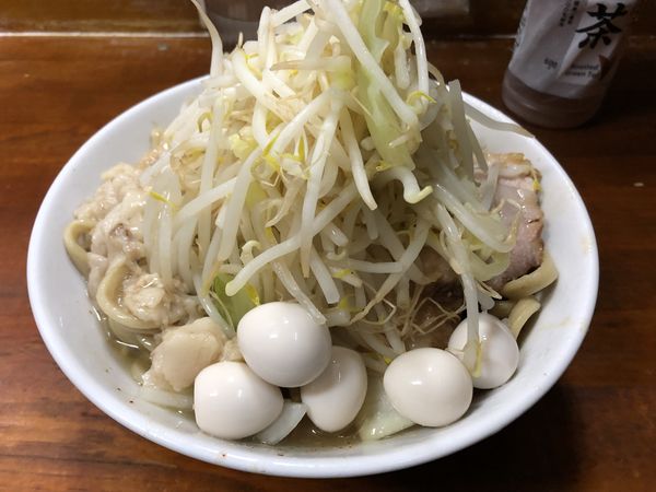 「たまラーメン小うずらヤサイアブラ」@蓮爾 新町一丁目店の写真