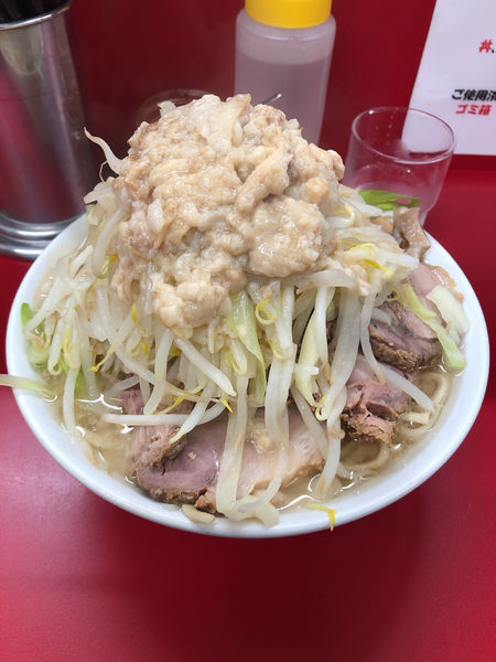 「ラーメン　中盛り」@ラーメン二郎 神田神保町店の写真