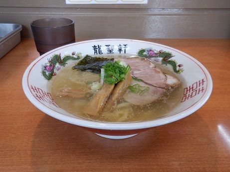 「塩ラーメン　小」@龍聖軒の写真