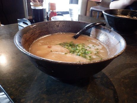 「ラーメン　ハーフサイズ」@いっぷくラーメン 町田店の写真