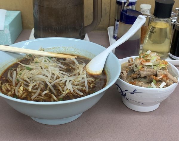 「台湾ラーメン もつ煮」@くるまやラーメン おゆみ店の写真