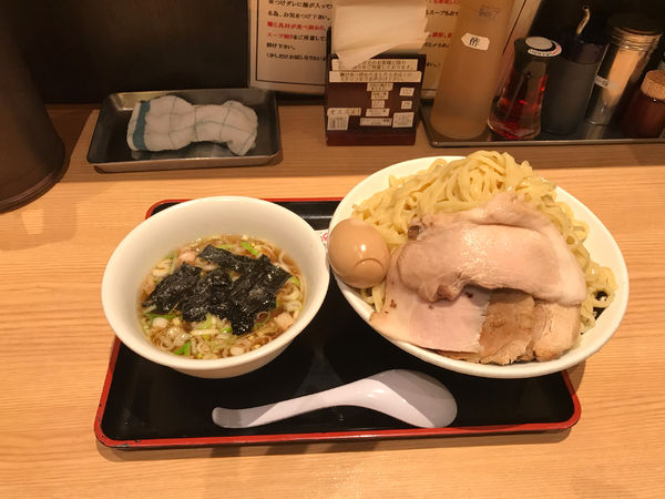 「特製ざる　大盛」@松戸富田麺業 千葉駅構内店の写真