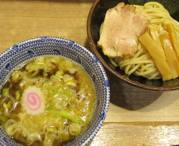 「痺れるつけめん（小）730円」@舎鈴 エキュート赤羽店の写真