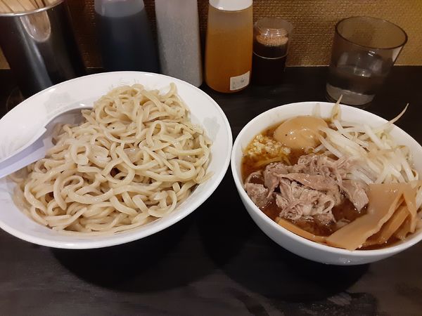 「つけラーメン 大盛 味玉」@麺とび六方の写真