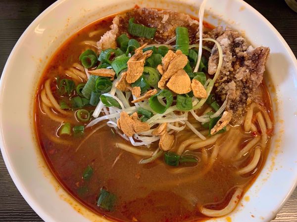 「ガツンと豚からスタミナ辛味噌らーめん 辛口」@辛口肉ソバ ひるドラ 日本橋店の写真