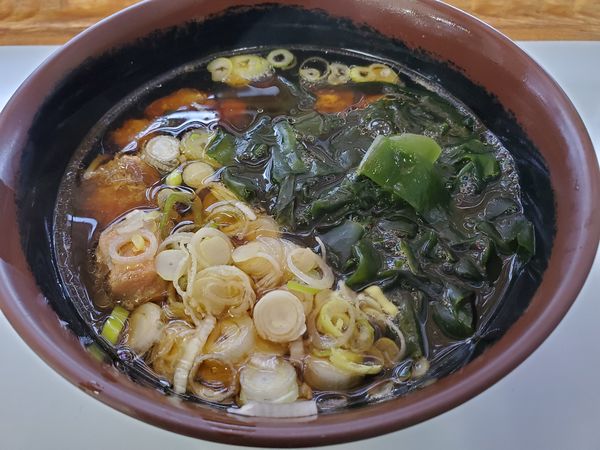 「中華風とりそば」@海員生協大桟橋立ち食いコーナーの写真