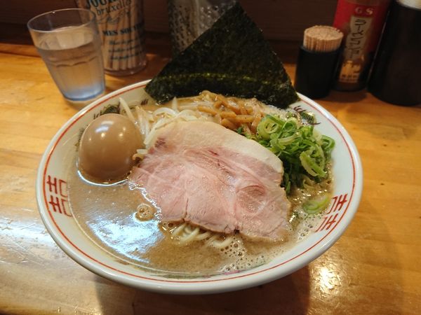 「らぁめん＋味玉」@なるめんの写真