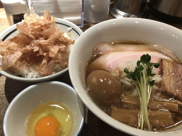 「特製いりこそば＋花鰹TKG」@中華そば 麺壁九年 本店の写真