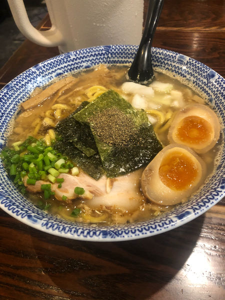 「限定　ブラック豚骨ラーメン　¥780」@北のらーめん 美空の写真