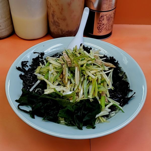 「ネギラーメン小ネギ岩のり」@ラーメン関口の写真