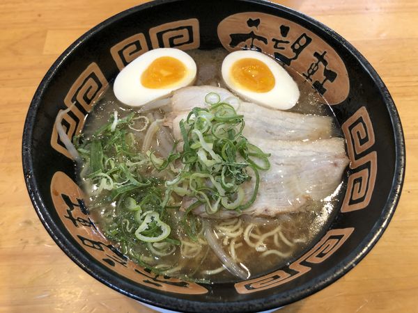 「とんこつラーメン」@希望軒 心斎橋長堀店の写真