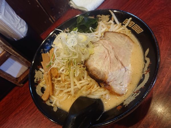 「味噌ラーメン   ８３０円」@北海道らーめん ひむろ 上野店の写真