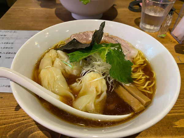 「海老ワンタン中華そば」@麺や ほころびの写真