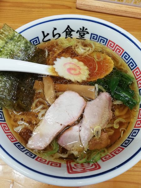 「手打中華そば」@とら食堂の写真