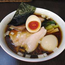 醤油らーめん+ﾁｬｰｼｭｰ+味玉