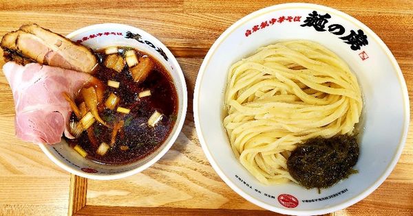 「昆布水つけ麺(大盛)」@自家製中華そば 麺の虜の写真