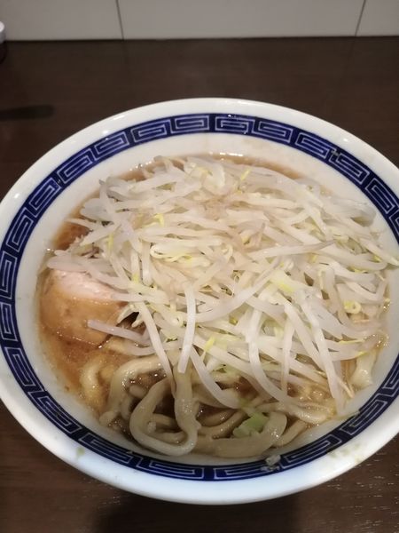 「ラーメン　少なめ200グラム　780円」@ラーメン ゼンゼンの写真