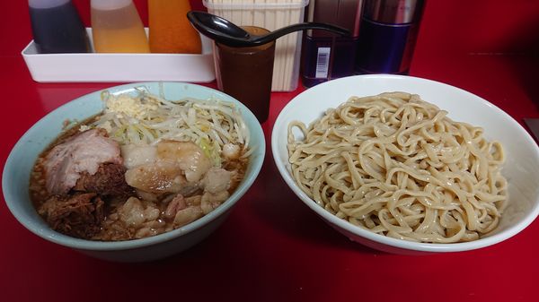 「ぎょったまつけ麺大   野菜  ニンニク  油」@ラーメン二郎 中山駅前店の写真