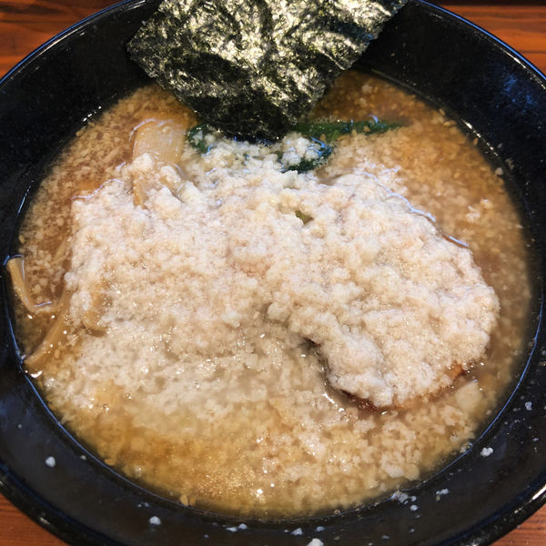 「朝の味噌（細麺）600円　背脂　10円」@麺＆cafe Coi.Coi.の写真