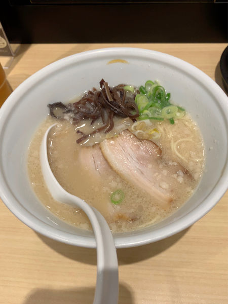 「豚骨　白さん」@TOKYO豚骨BASE MADE by 一風堂 赤羽店の写真