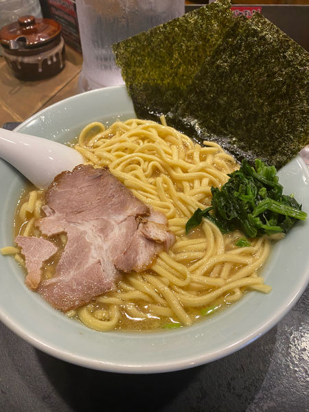 「ラーメン➕麺固め➕中盛」@銀八商店の写真