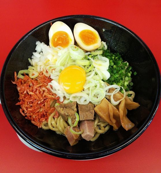 「(限定) えびまぜそば 850円＋味玉」@ラーメン山岡家 半田店の写真