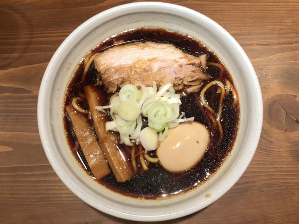 「micro 焼豚一枚のせ ＋ 替え玉」@人類みな麺類 東京本店の写真