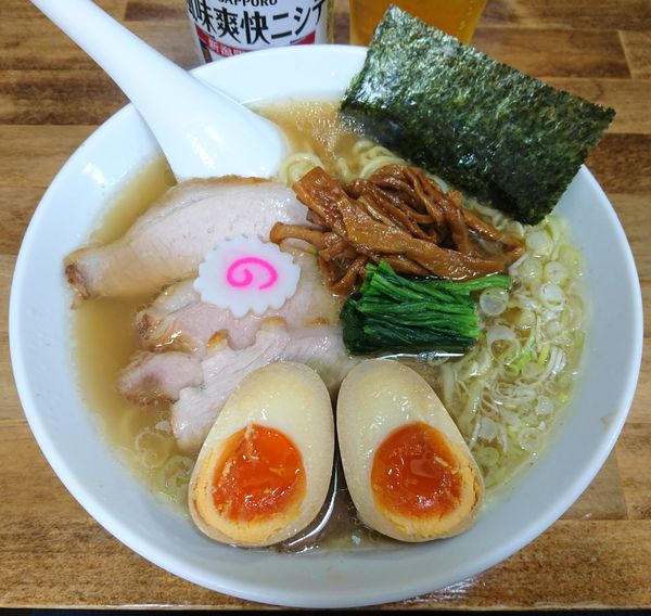 「しおラーメン＋味玉＋風味爽快ニシテ」@オランダ軒の写真