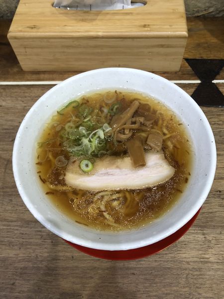 「醤油ラーメン、ジューシー餃子3個」@麺家 ゐをりの写真