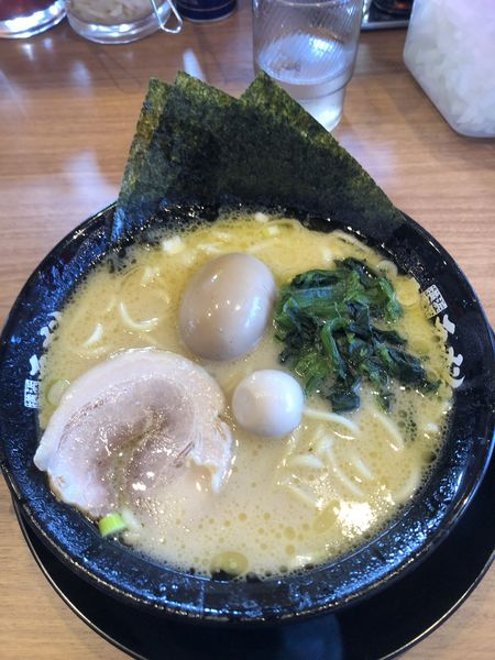「味玉ラーメン」@町田商店 佐野店の写真