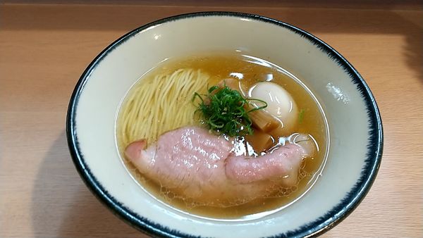 「味玉塩らーめん（７５０円）」@麺笑巧真の写真