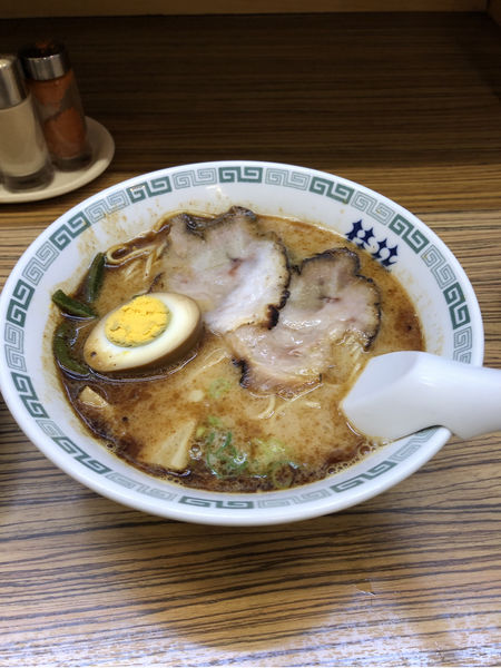 「ラーメン」@桂花ラーメン 新宿ふぁんてんの写真