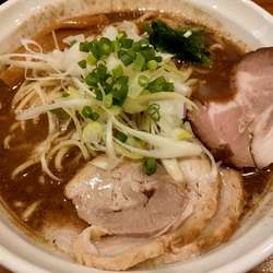 濃厚魚介ラーメン 大盛 850+100円