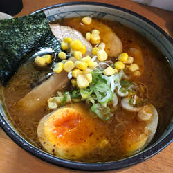 味噌特選ラーメン　900円