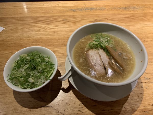 「京都鶏ガラとんこつ醤油ラーメン＋ねぎめしセット」@よってこや お台場店の写真