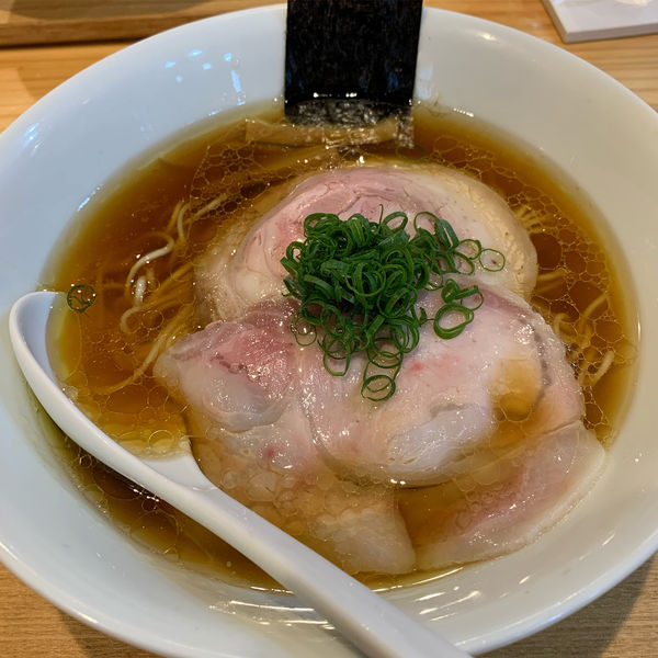 「しょうゆらぁ麺」@飯田商店 湯河原本店の写真