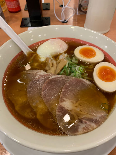 「三元豚チャーシューめん(半熟煮卵、月見玉子)」@幸楽苑 矢野目店の写真