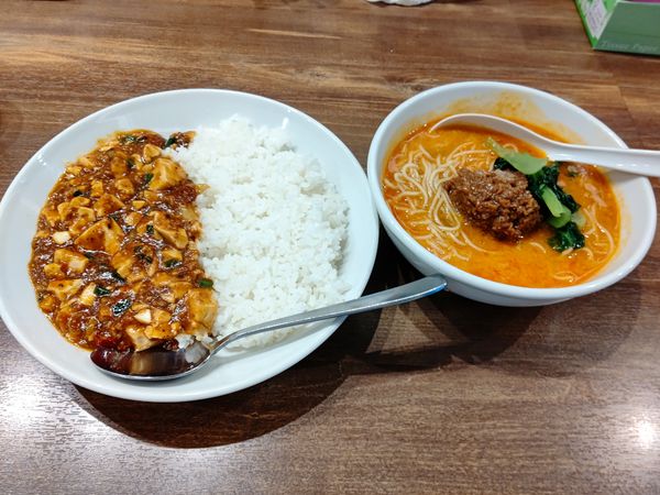 「陳麻飯セット(陳麻飯＋半担々麺)990円」@陳麻家 高崎駅西口店の写真