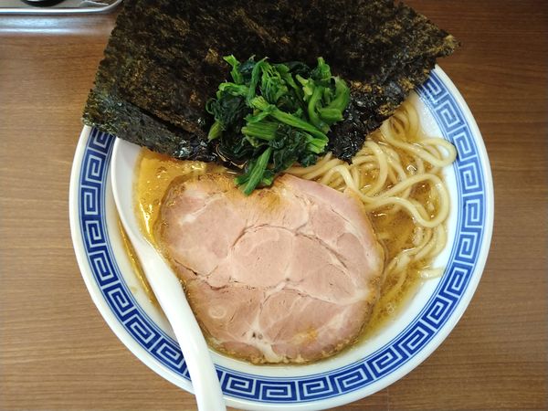 「達磨ラーメン（中盛、かため、薄め、多め）」@豚骨醤油家系ラーメン 達磨堂 前橋総本店の写真