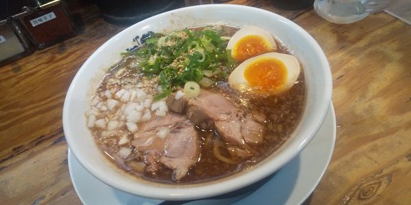 「濃厚魚介ラーメン」@Y's Dining Barの写真
