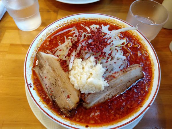 「辛マンモスラーメン」@泪橋 溝の口店の写真