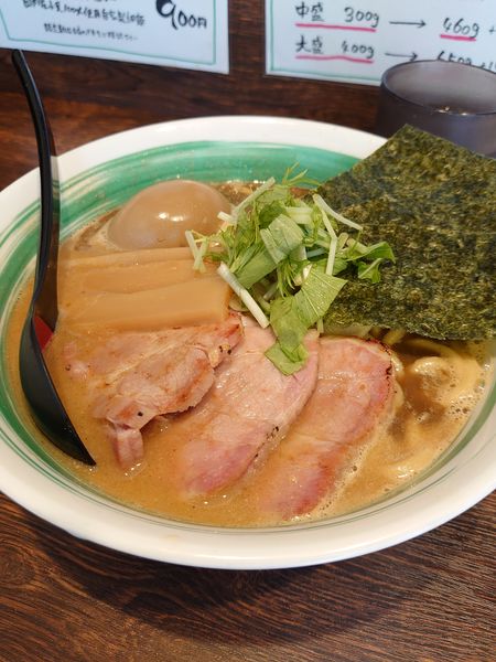 「特らぁめん1050円」@自家製麺 麺屋 利八の写真